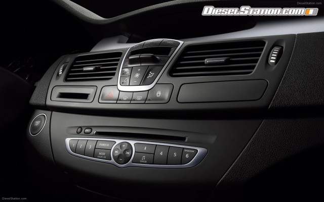 Renault New Laguna III Widescreen Picture #12 Renault New Laguna III Widescreen Picture #12